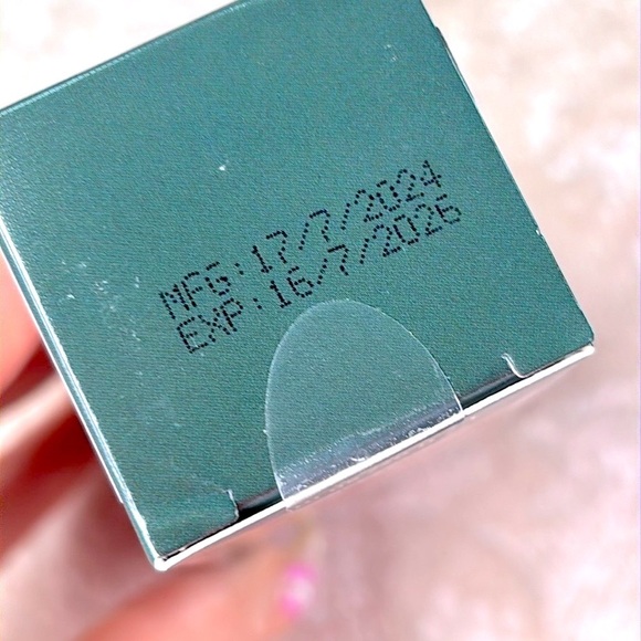 Brand New Scar Treatment Set Scar Tape Silicone Scar Cream Gel Surgery Keloid - Picture 15 of 16